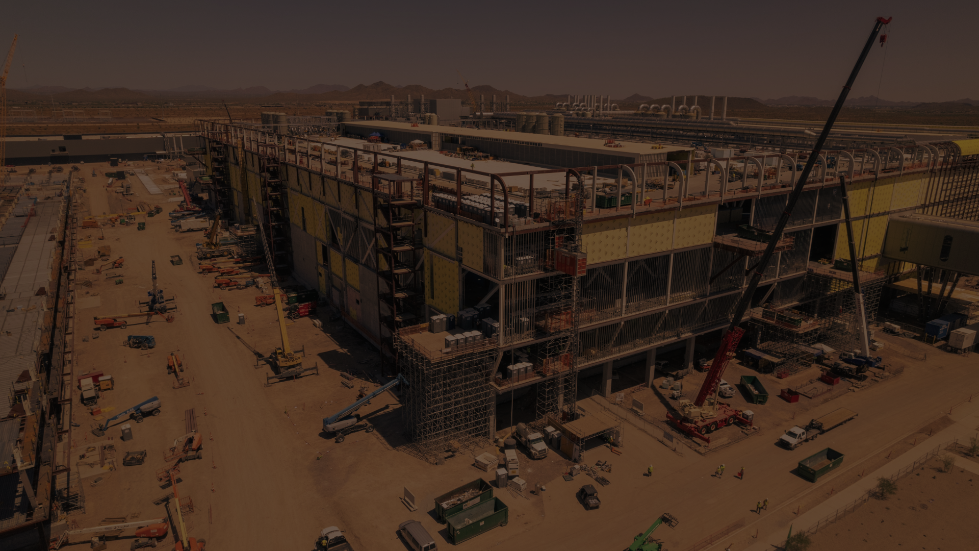 Construction site in Arizona - FreezBros cooling trailers